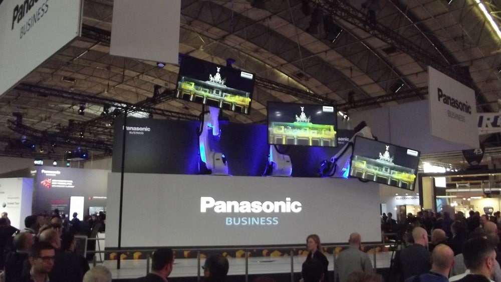 Tanzende Roboter von Panasonic auf der ISE 2016