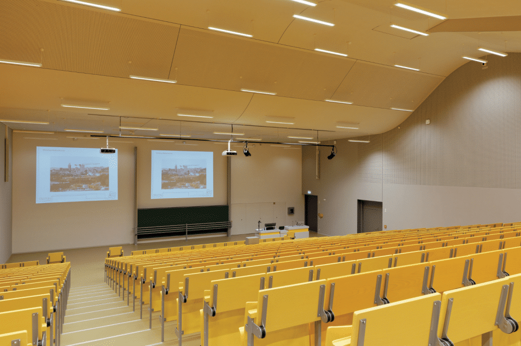 hörsaalzentrum-der-universität-kassel-hörsaal