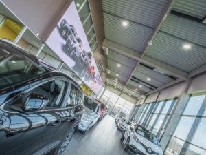 LED-Videowall im Autohaus