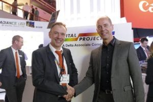 Andreas Voss (li) und Carsten Steinecker (re) auf der ISE 2018