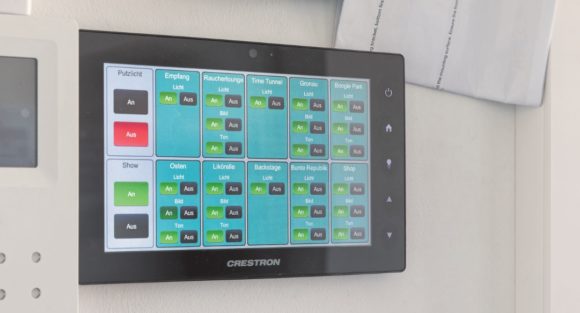 Crestron Touchpanel, Digital Reality in der PANIK CITY