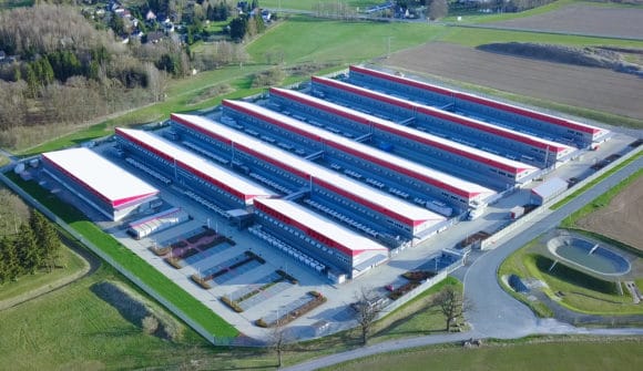 Datacenter-Park Falkenstein/Vogtland der Hetzner Online GmbH mit mehr als 200.000 Servern