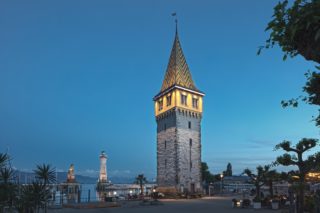 Der mittelalterliche Mangturm ist seit Kurzem in neues Licht gerückt.