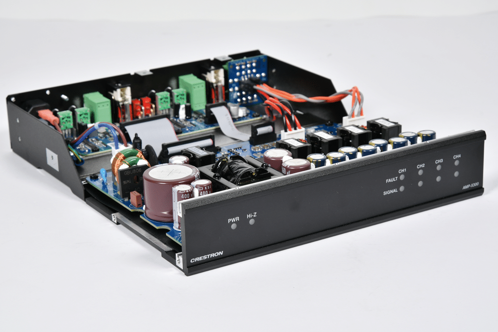 AMP-X300 ohne Gehäusedeckel