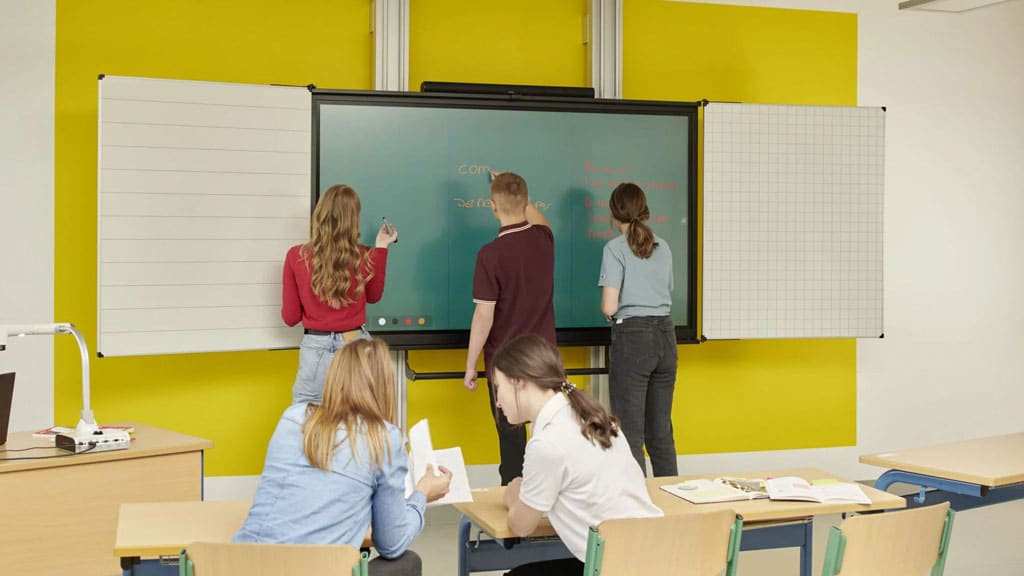 Interaktive Tafel in Klassenzimmer