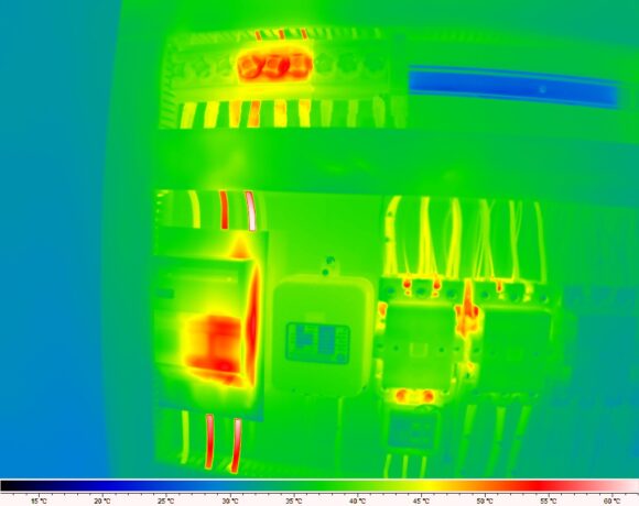 Wärmebild eines Schaltschranks