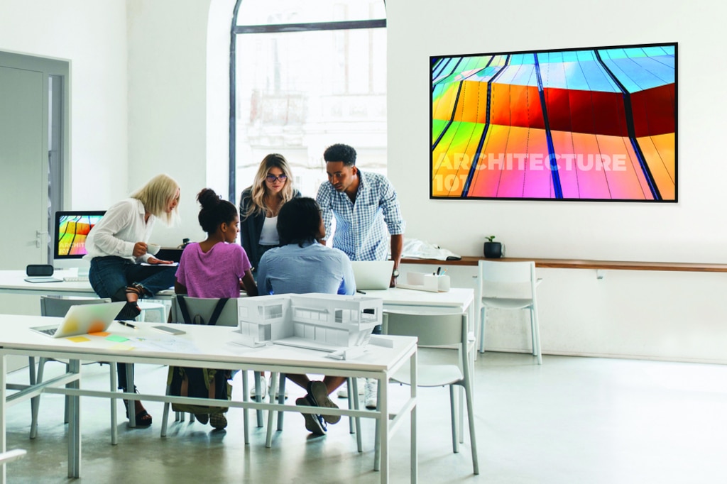 Philips E-Line 4K-Displayserie im Klassenraum