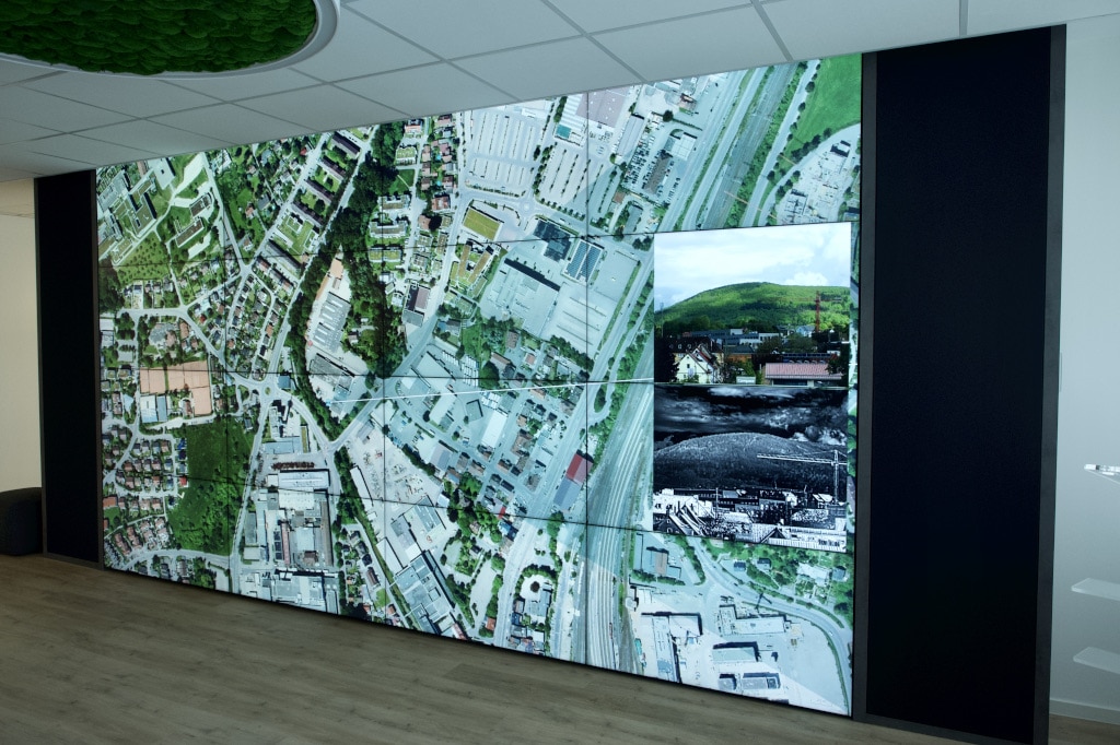 Videowall im Präsentationszentrum von Hensoldt Optronics