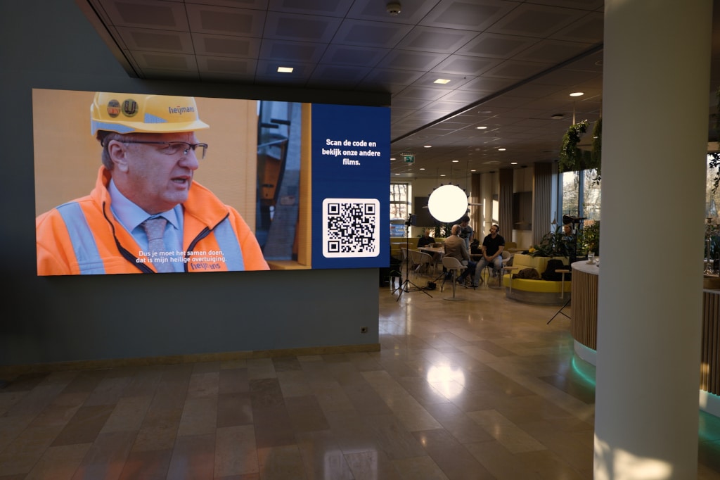 Philips LED-Videowand Serie 7000 in der Heijmans-Zentrale in Rosmalen