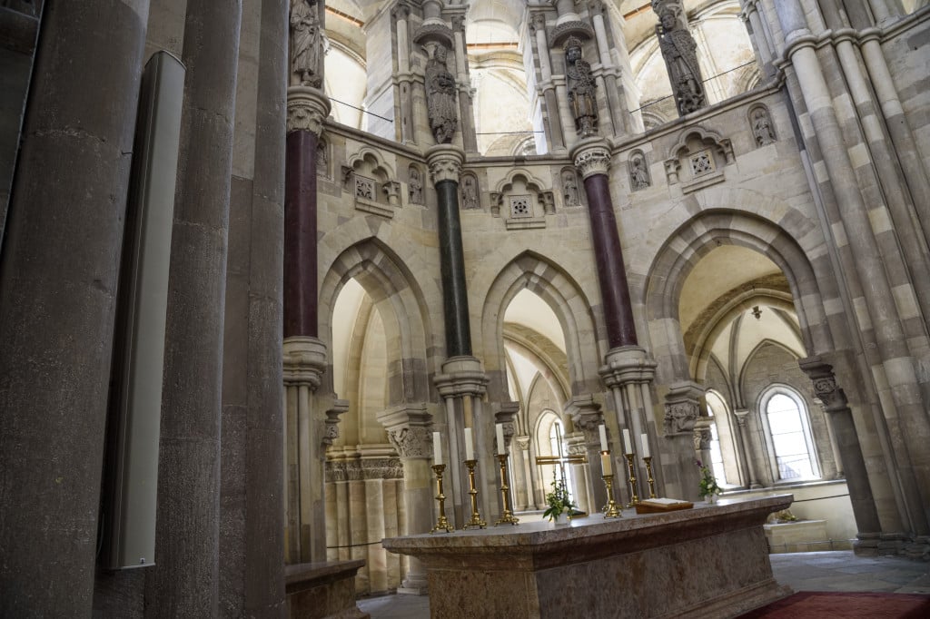 Kirchenaltar im Magdeburger Dom