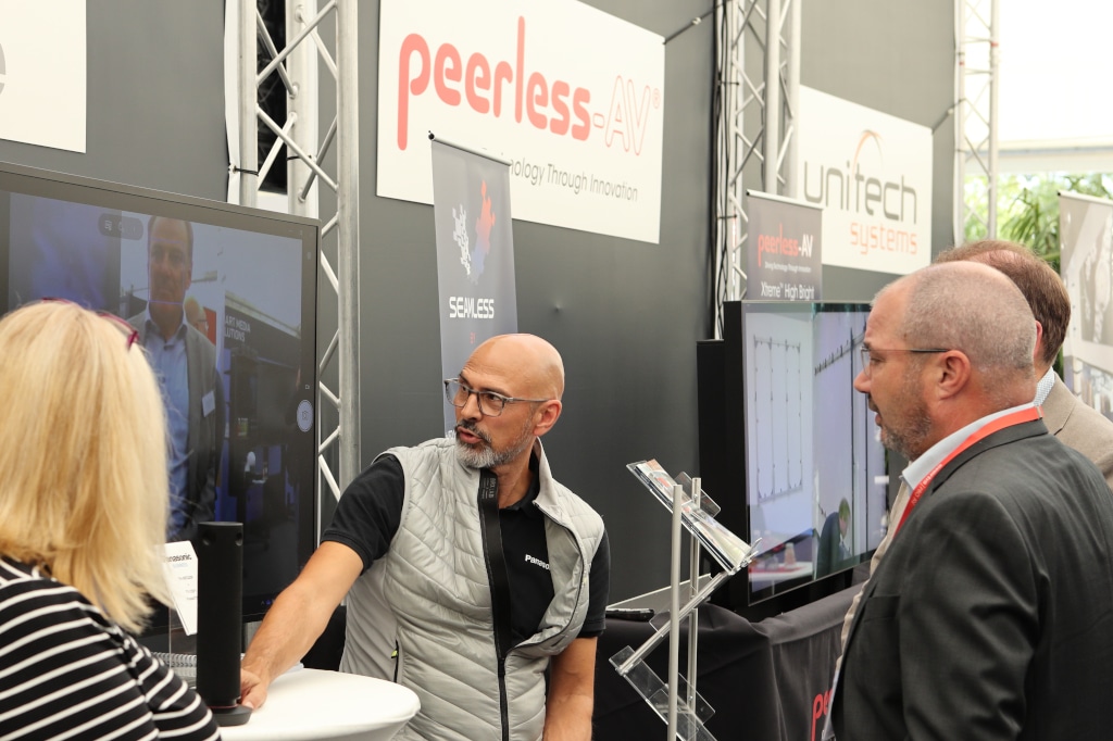 Stand von Peerless AV auf den Exertis Pro AV Solutions Days 2022