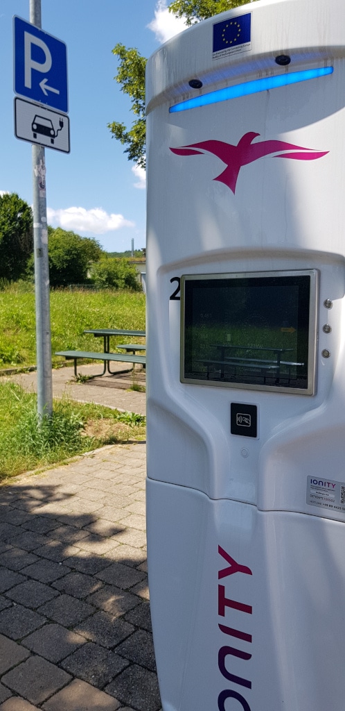 Ladestation mit kleinem Display