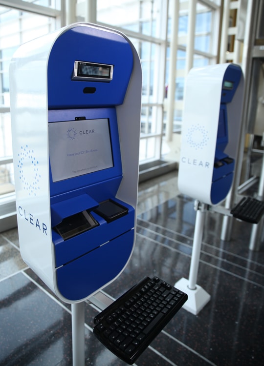 Biometrischer Sicherheitskiosk von CLEAR