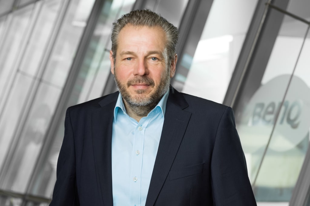Robert Breuer
