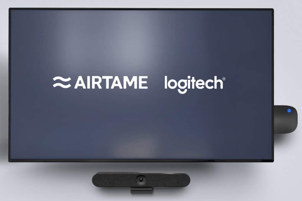 Airtame- und Logitech-Logo auf Display