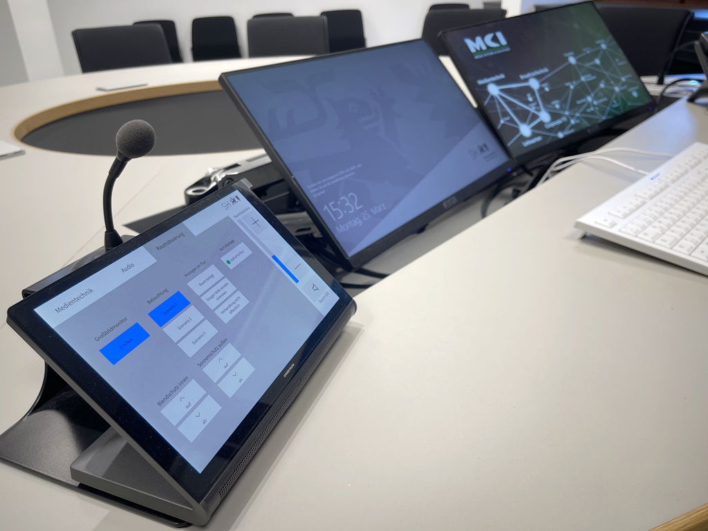 Crestron Mediensteuerung