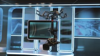 Das Spidercam-System des österreichischen Anbieters Ross Video LTD – hier beim Sender Sky Deutschland – wird durch eine hochpräzise Seilroboter-Steuerung betrieben