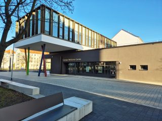 Campusgebäuder der Otto-von-Guericke-Universität Magdeburg von außen